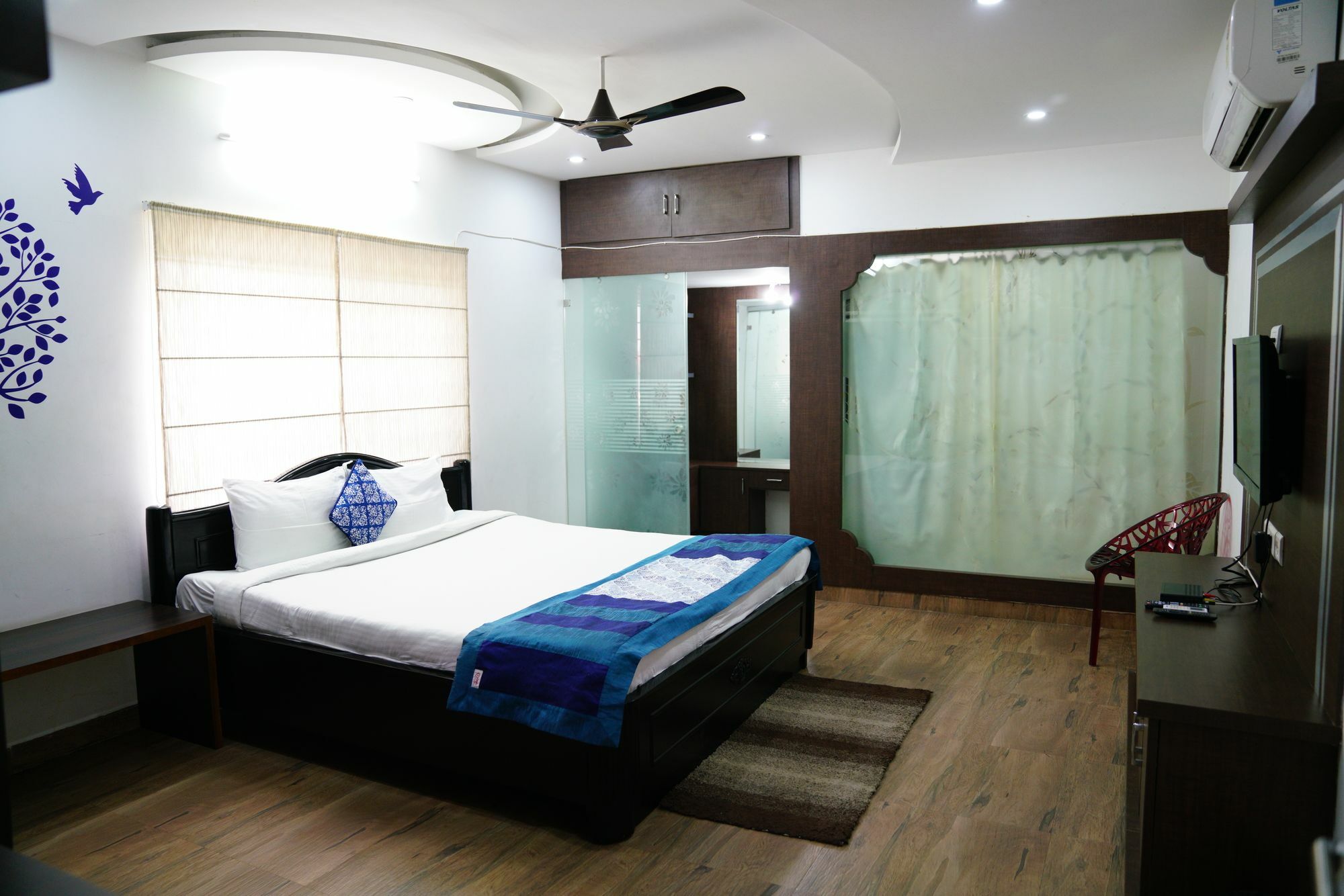 Hitech Shilparamam Guest House Haiderabad Buitenkant foto